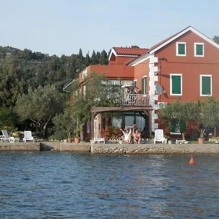 Apartments By The Sea Blace, Neretva Delta - Usce Neretve - 16068 Exteriér fotografie